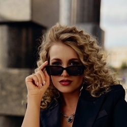 Шлюха Ксю 41378 Шлюха Ксю 41378